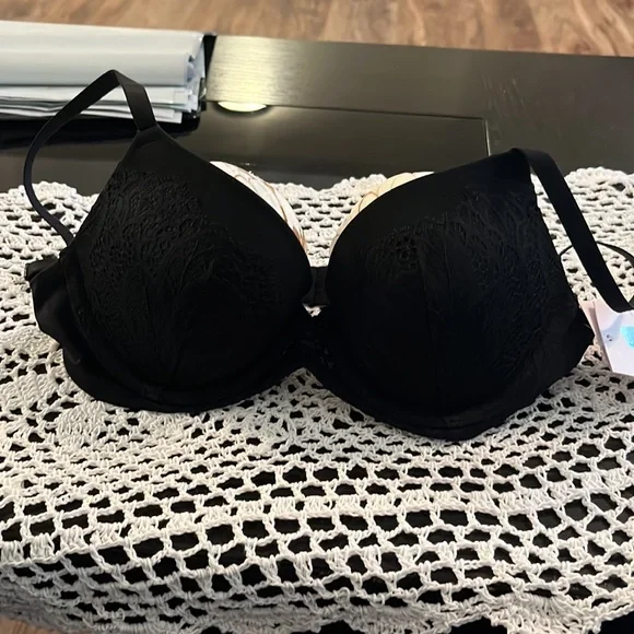 Auden black bra full coverage lightly lined bra  color black. Various sizes - Picture 4 of 6